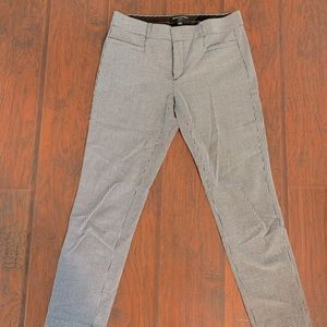 Checkered 7/8 length dress pants